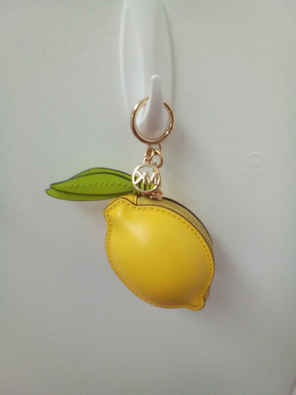Michael Kors lemon coin purse/keychain bag charm🍋